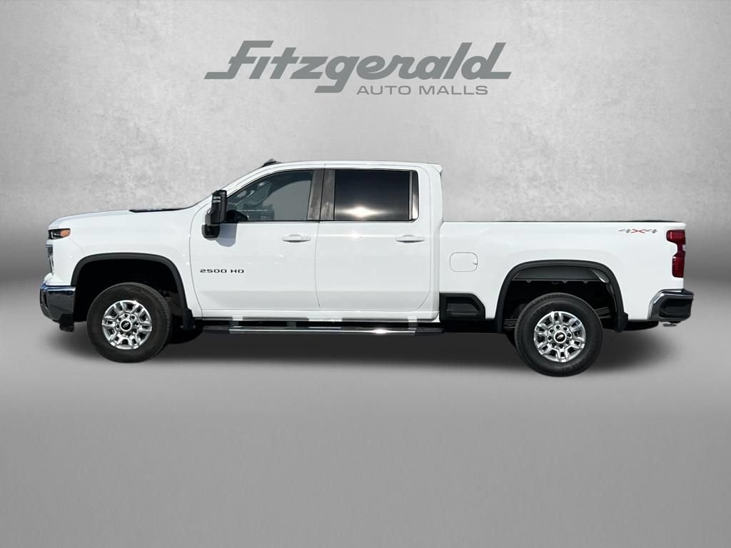 Used 2025 Chevrolet Silverado 2500 LT w/ Convenience Package AWD/4WD image 4