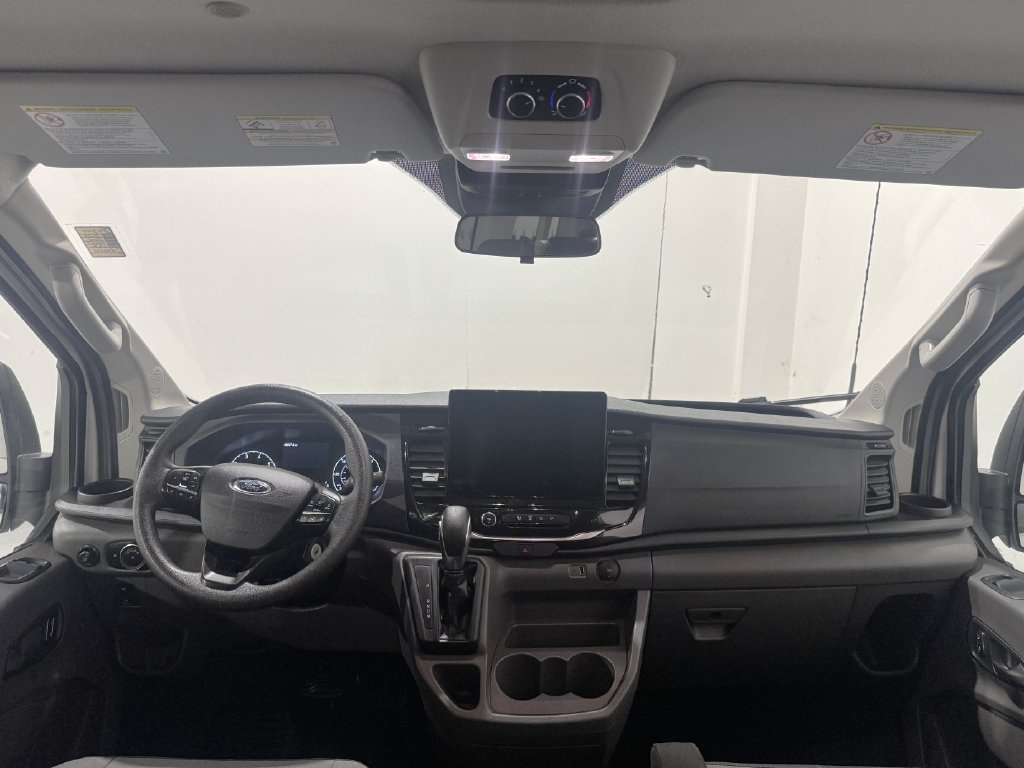Used 2024 Ford Transit 350 XLT RWD image 2