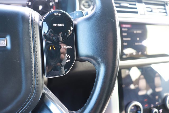 Used 2018 Land Rover Range Rover image 25