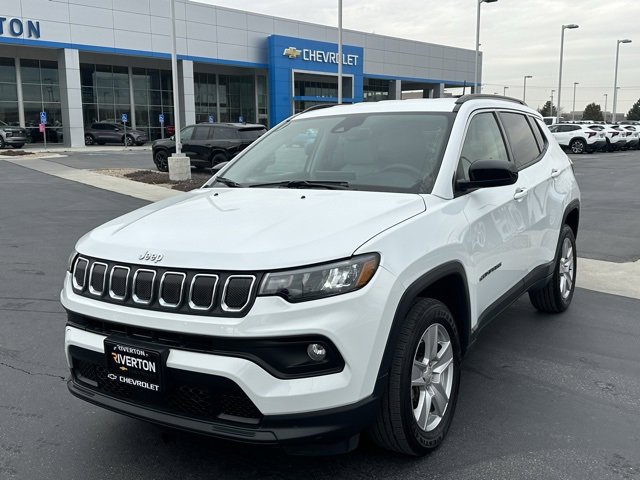 Used 2022 Jeep Compass Latitude image 31