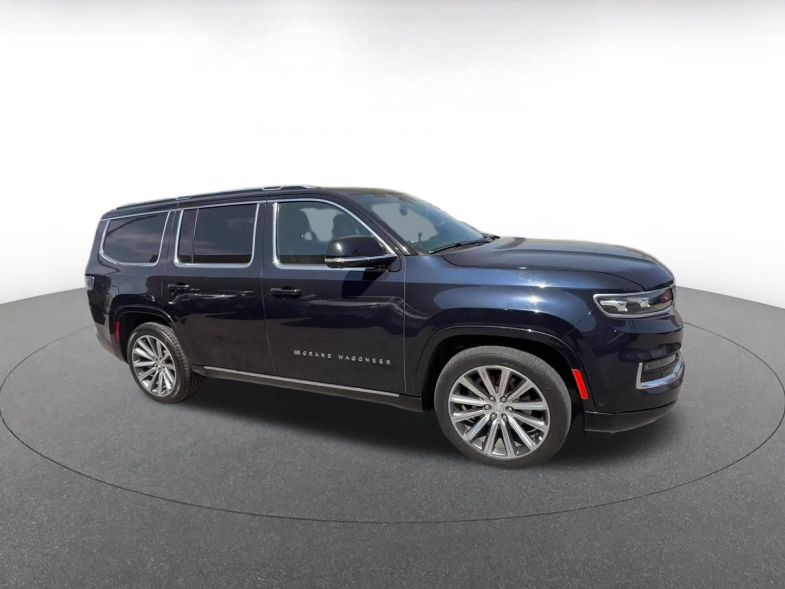 Used 2023 Jeep Grand Wagoneer Series II w/ Flexible Seating Group AWD/4WD video 2
