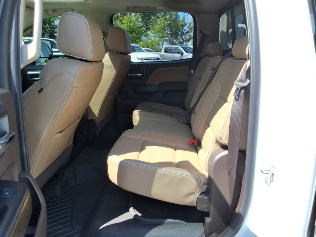 Used 2019 GMC Sierra 2500 Denali w/ Duramax Plus Package AWD/4WD image 17