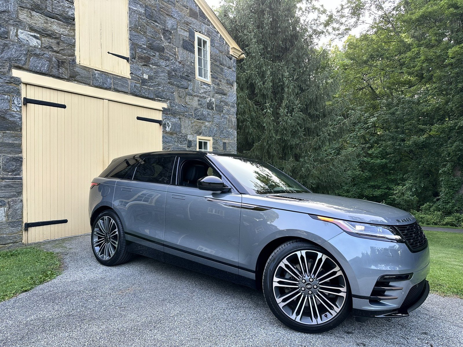 Used 2024 Land Rover Range Rover Velar Dynamic HSE AWD/4WD image 39