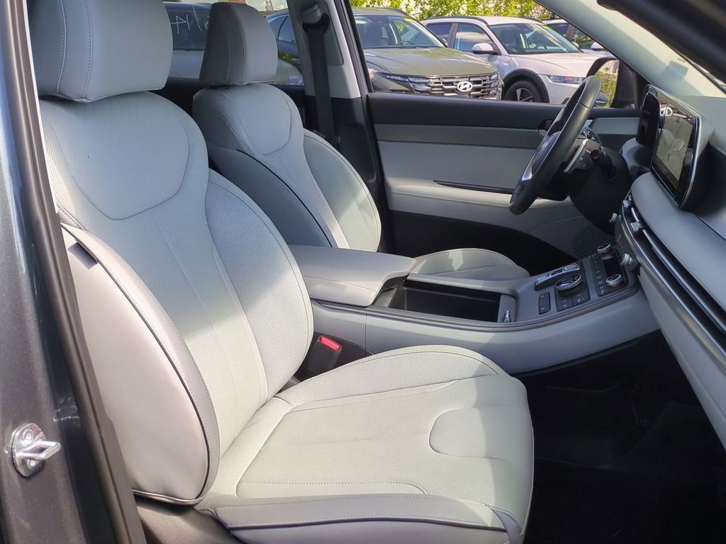 Used 2025 Hyundai Palisade SEL image 27