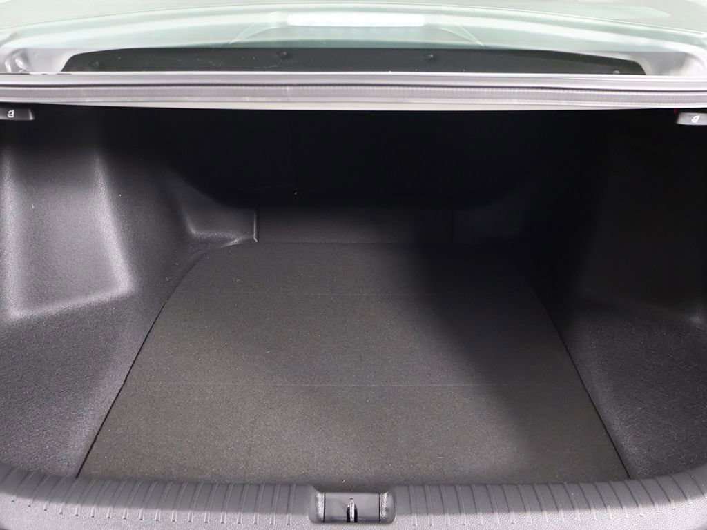 Certified 2025 Honda Accord SE image 19