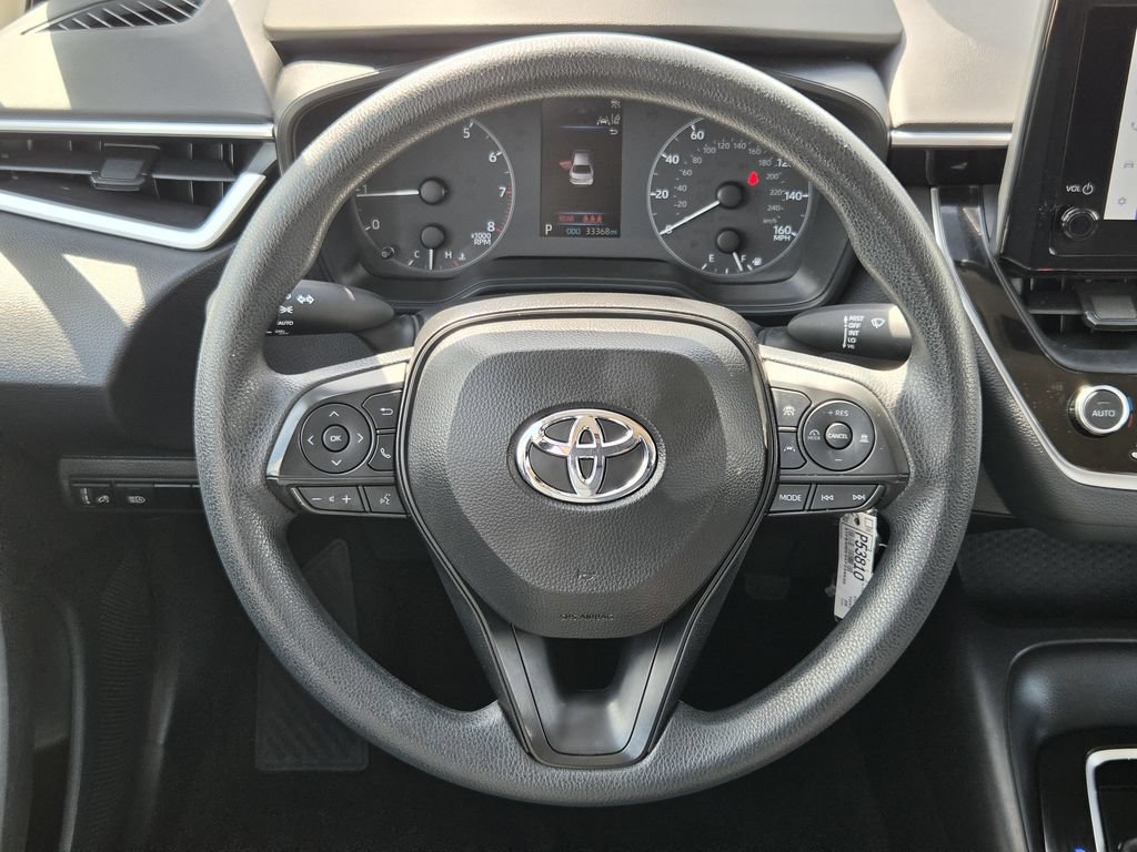 Used 2025 Toyota Corolla LE FWD image 15