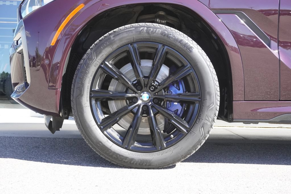 Used 2021 BMW X6 M50i AWD/4WD image 34