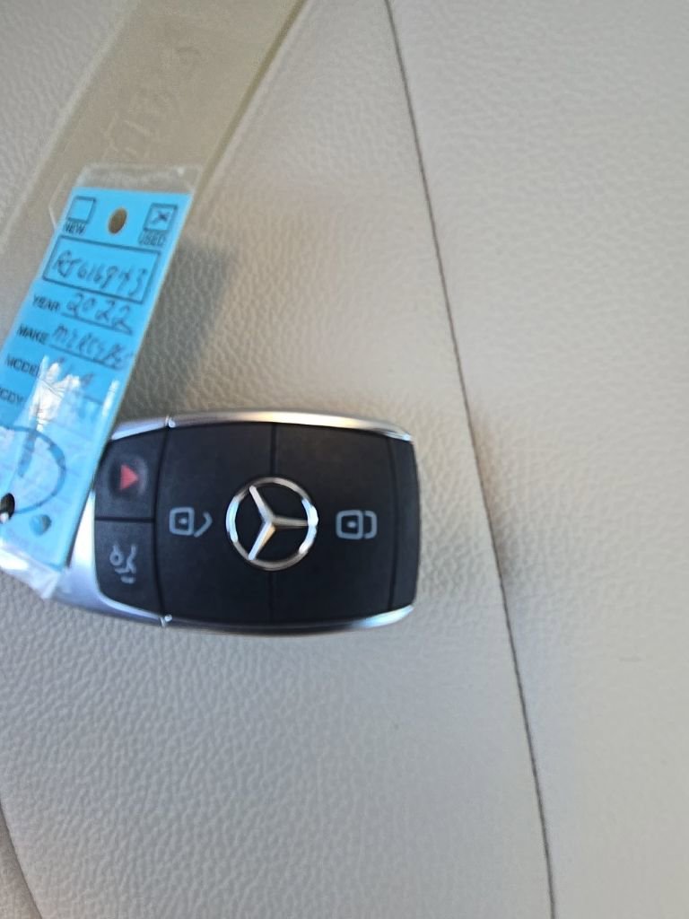 Used 2024 Mercedes-Benz GLA 250 4MATIC image 33