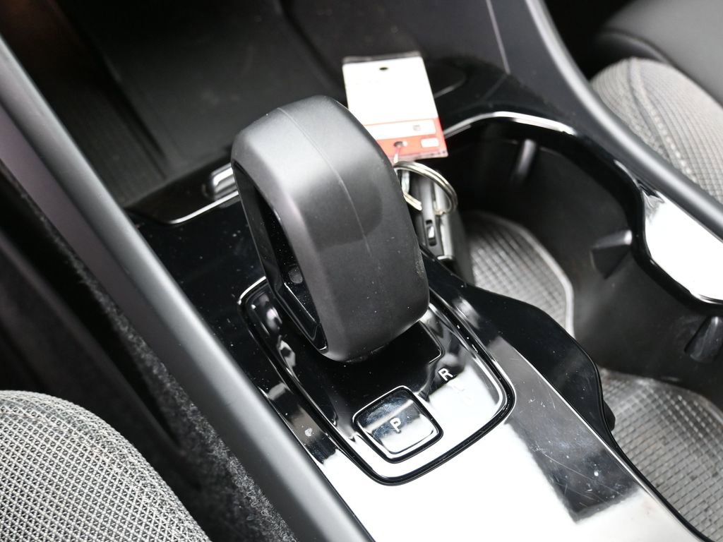 Used 2025 Volvo EX40 Core AWD/4WD image 27