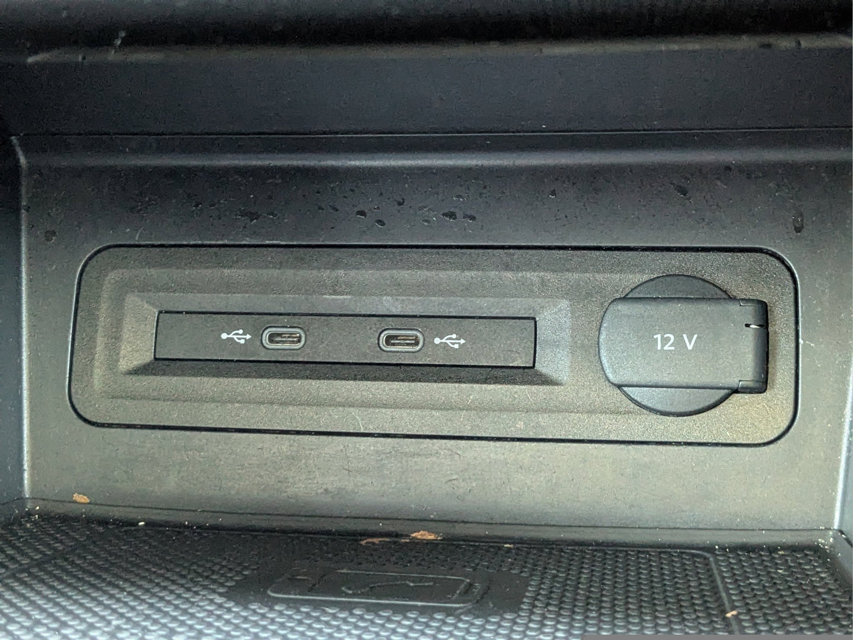 Used 2023 Volkswagen Atlas SEL R-Line AWD/4WD image 13