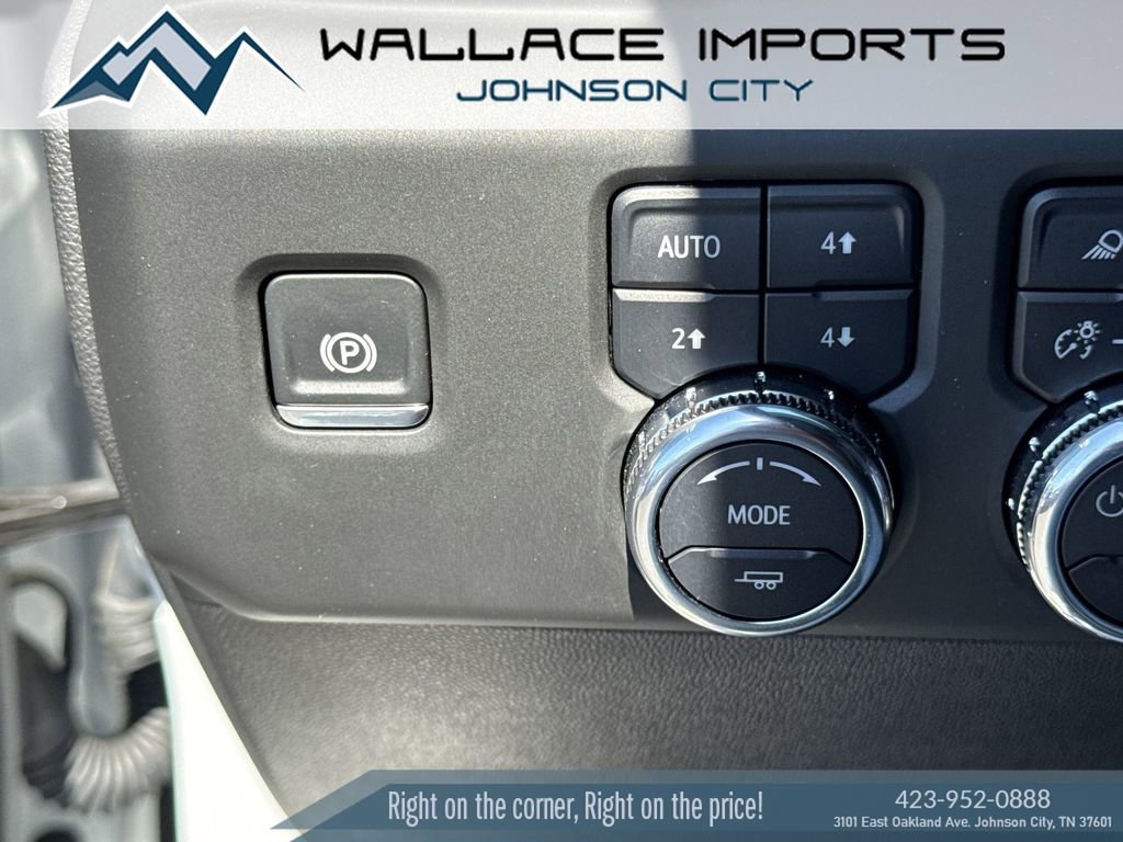 Used 2025 GMC Sierra 1500 AT4X AWD/4WD image 30
