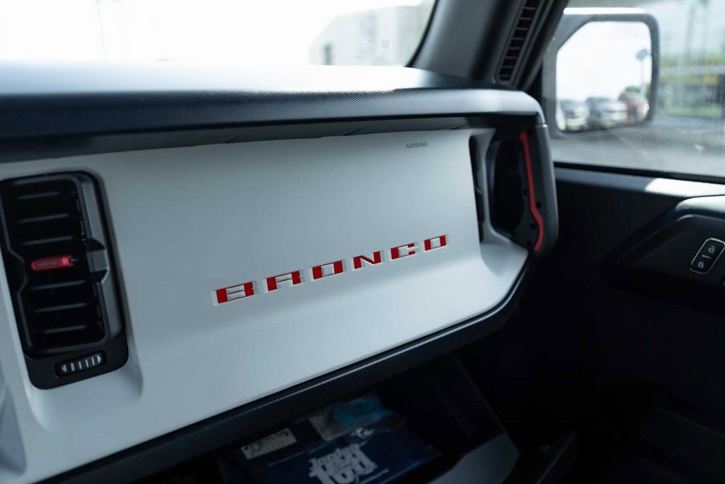 Used 2023 Ford Bronco Heritage Edition image 20