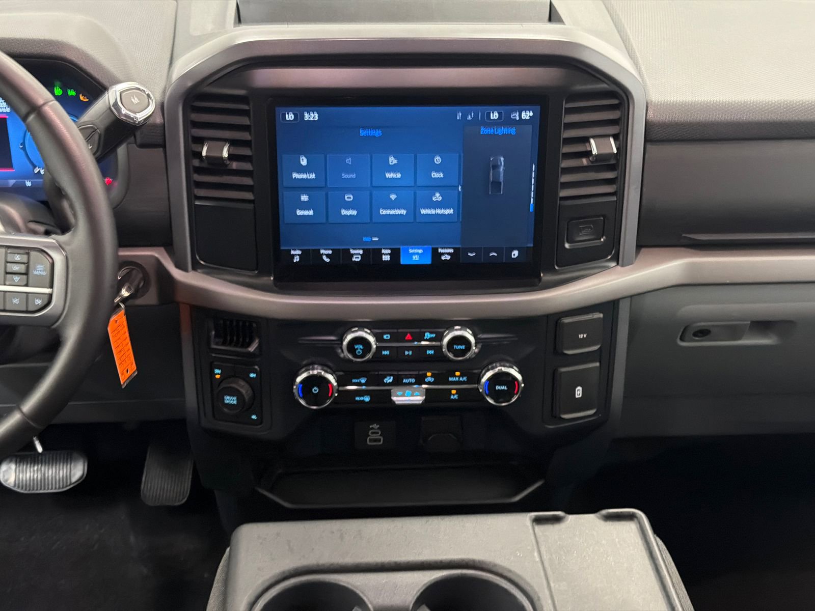 Used 2025 Ford F150 XLT w/ Equipment Group 301A Standard AWD/4WD image 18