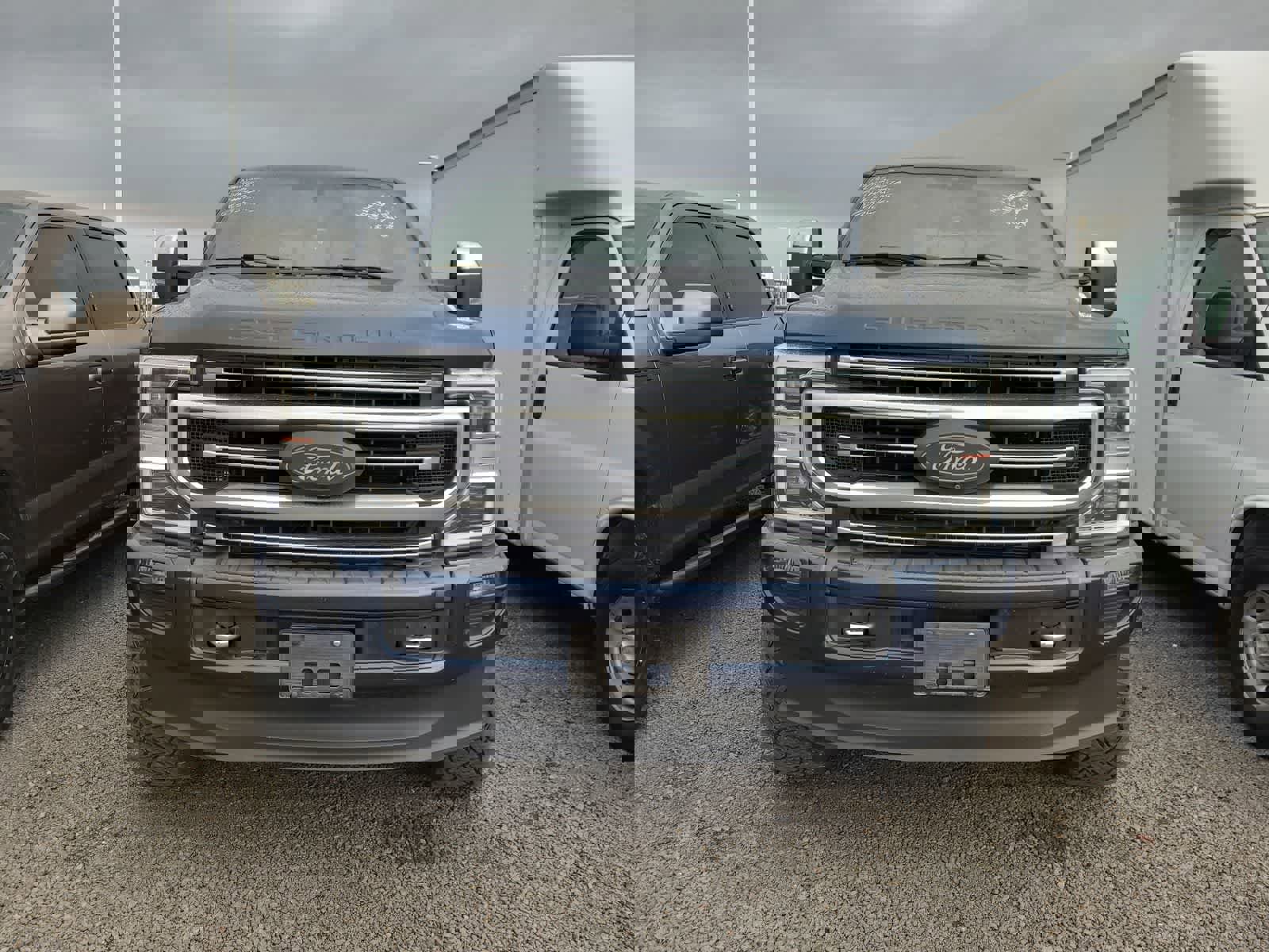 Used 2020 Ford F250 Platinum w/ FX4 Off-Road Package image 5