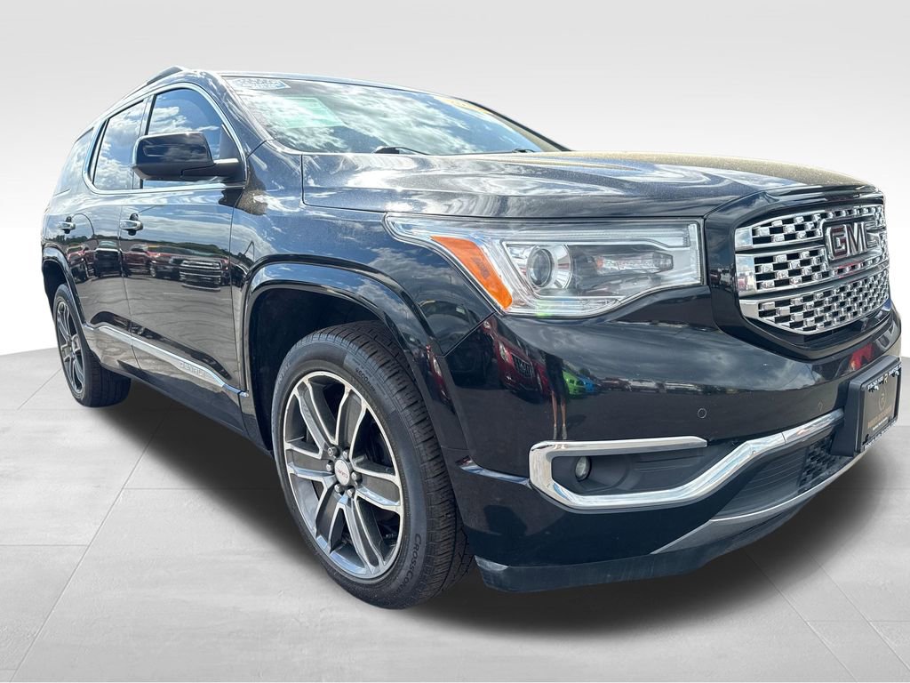 Used 2019 GMC Acadia Denali w/ Technology Package AWD/4WD image 8