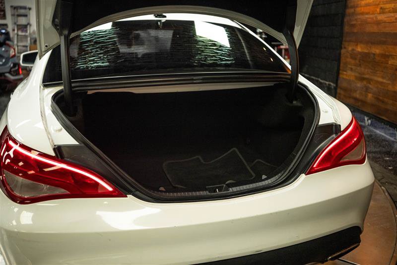 Used 2019 Mercedes-Benz CLA 250 image 7
