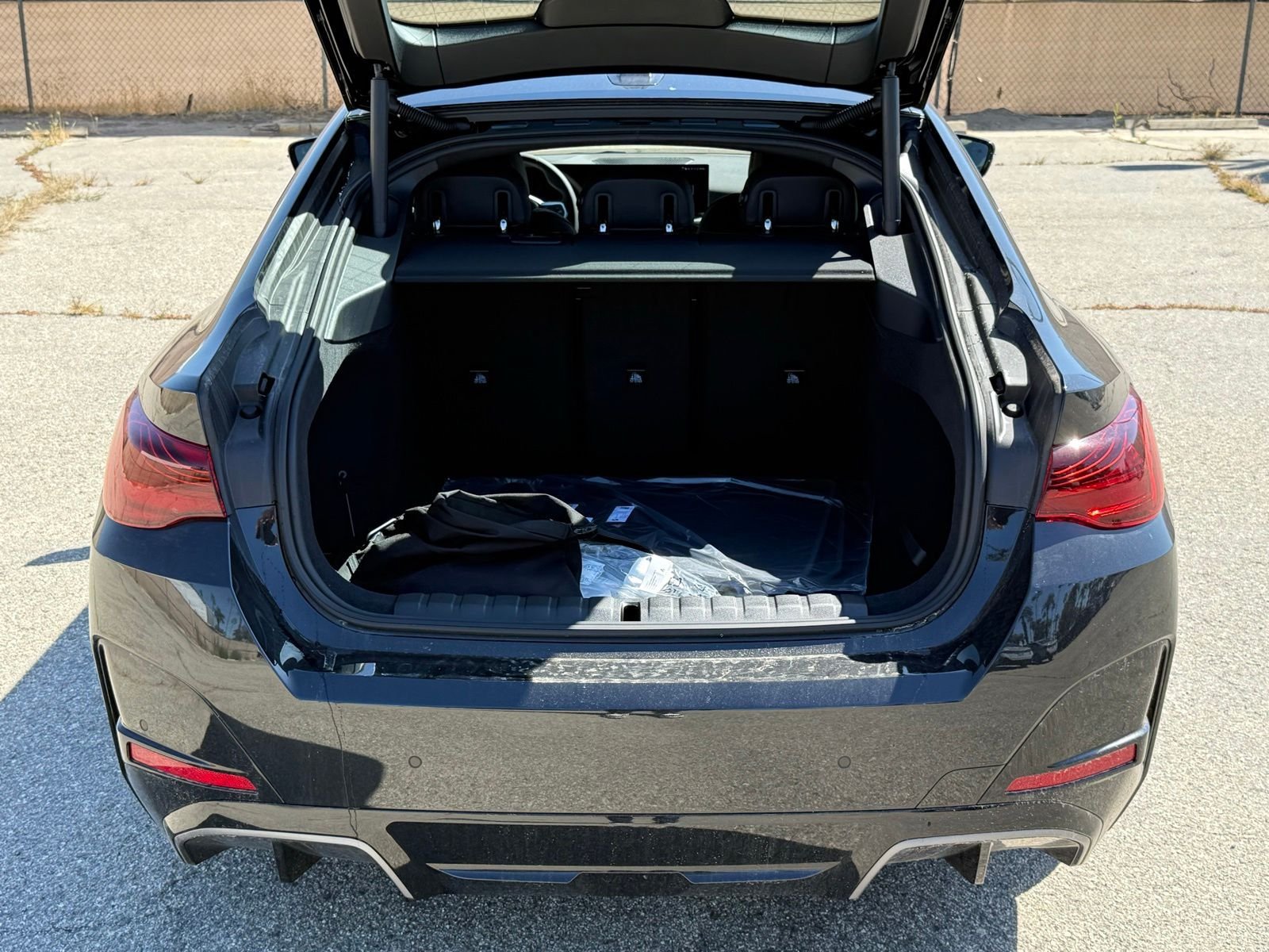 New 2026 BMW i4 eDrive40 w/ M Sport Package RWD image 16