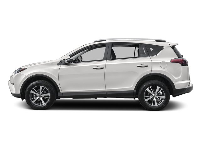 Used 2017 Toyota RAV4 XLE FWD image 2