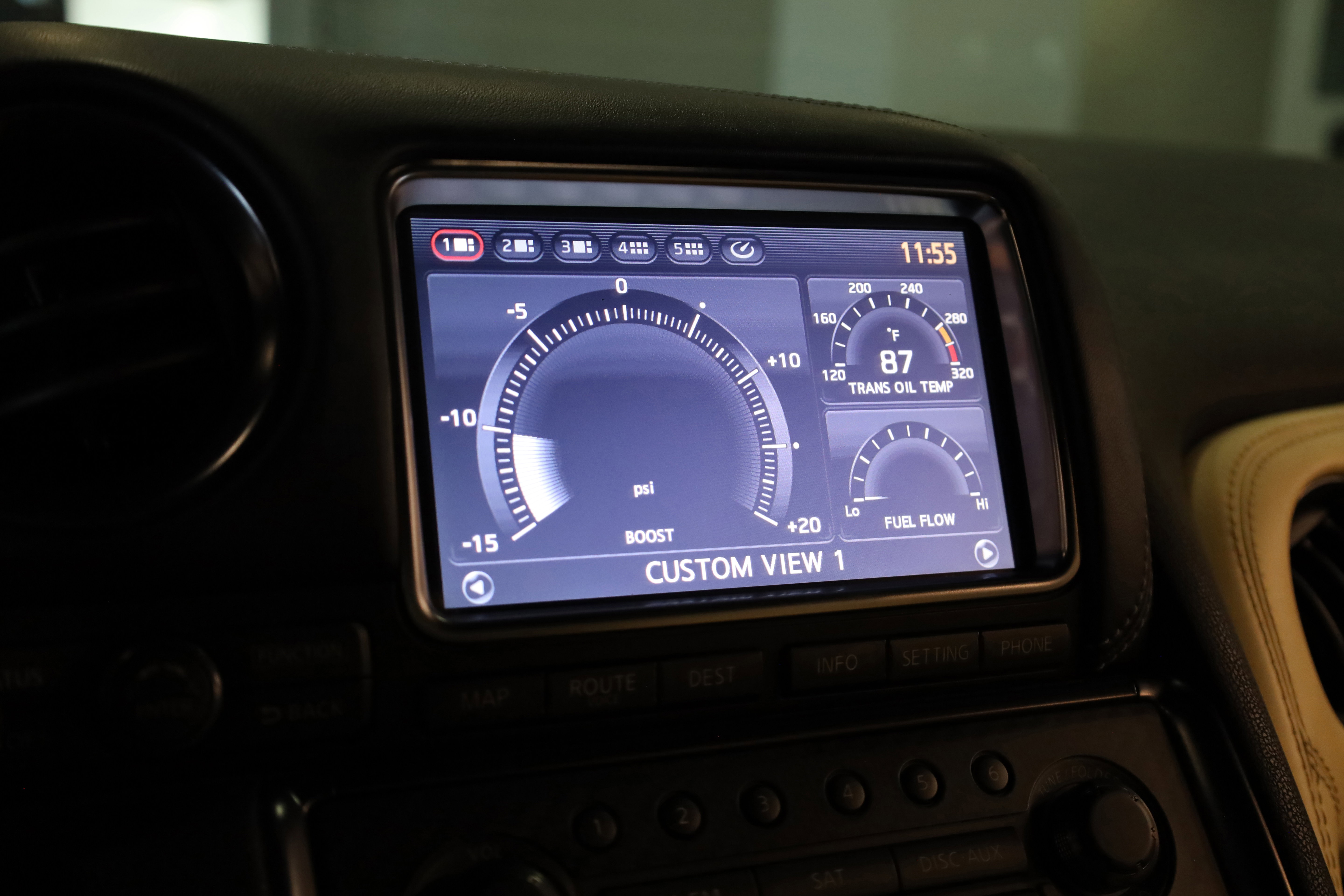 Used 2015 Nissan GT-R Premium image 27