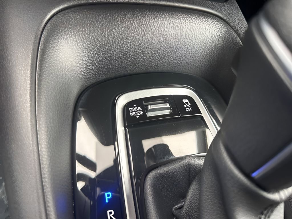 Used 2026 Toyota Corolla SE FWD image 18