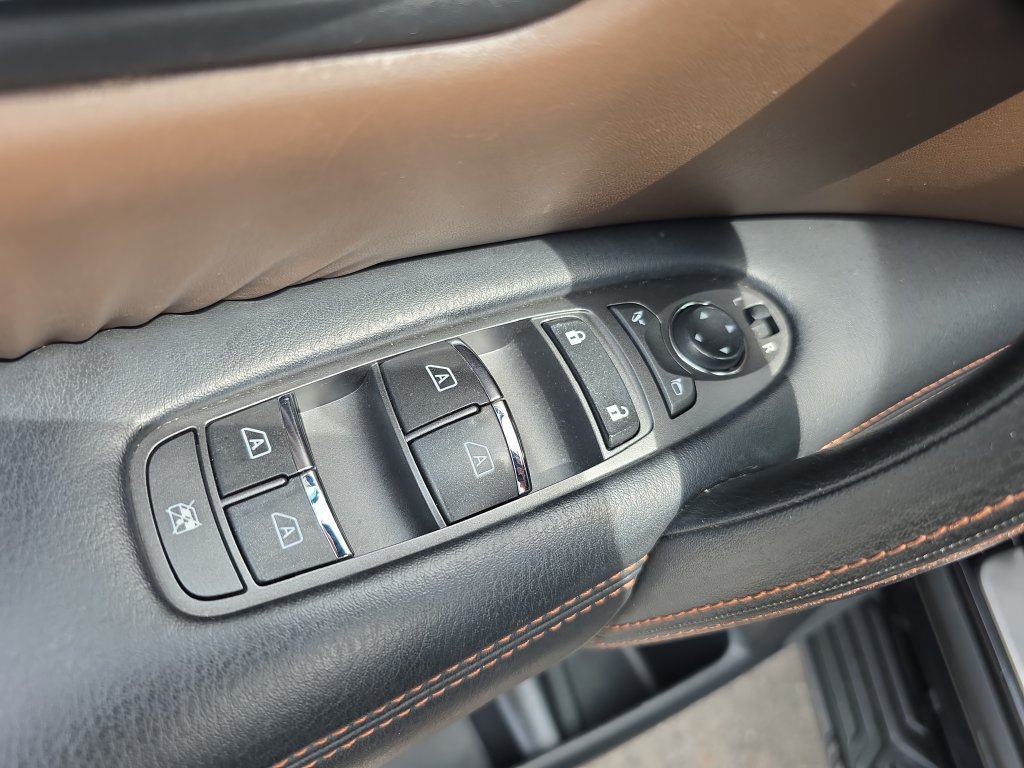 Used 2018 Nissan Armada Platinum w/ Captain Seat Package AWD/4WD image 18