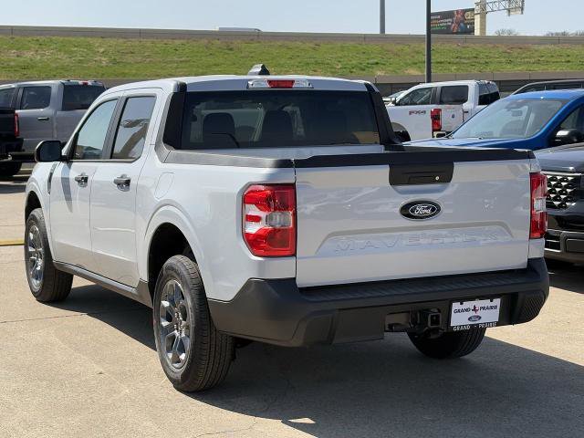 New 2026 Ford Maverick XLT image 3