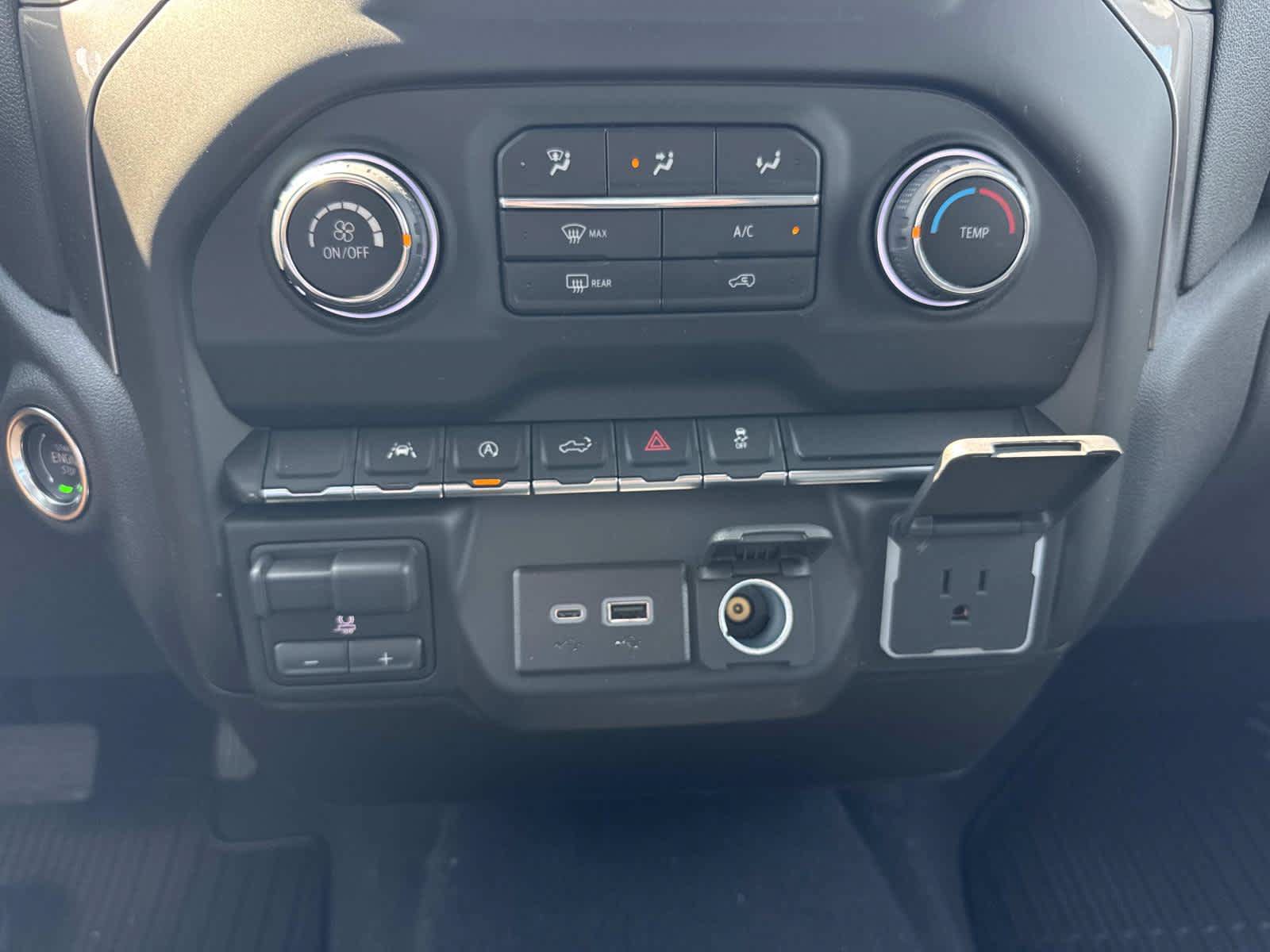 New 2026 Chevrolet Silverado 1500 Custom w/ Turbomax Blackout Package AWD/4WD image 15