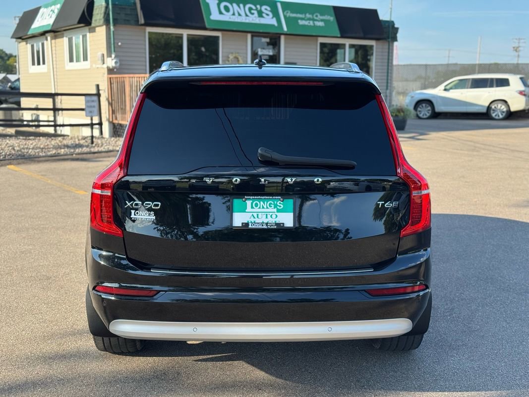 Used 2022 Volvo XC90 T6 Momentum w/ Protection Package Premier image 7