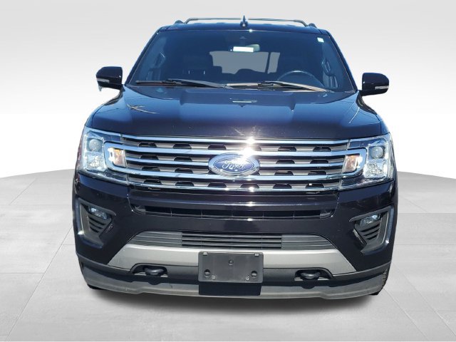 Used 2020 Ford Expedition Max XLT w/ Equipment Group 202A AWD/4WD image 2