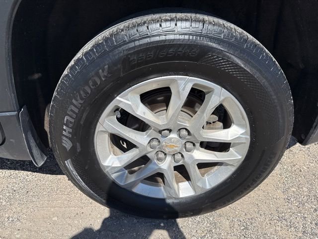 Used 2020 Chevrolet Traverse LT w/ LPO, Floor Liner Package AWD/4WD image 12