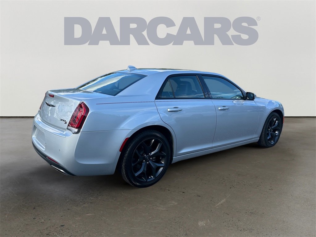 Used 2023 Chrysler 300 S image 7