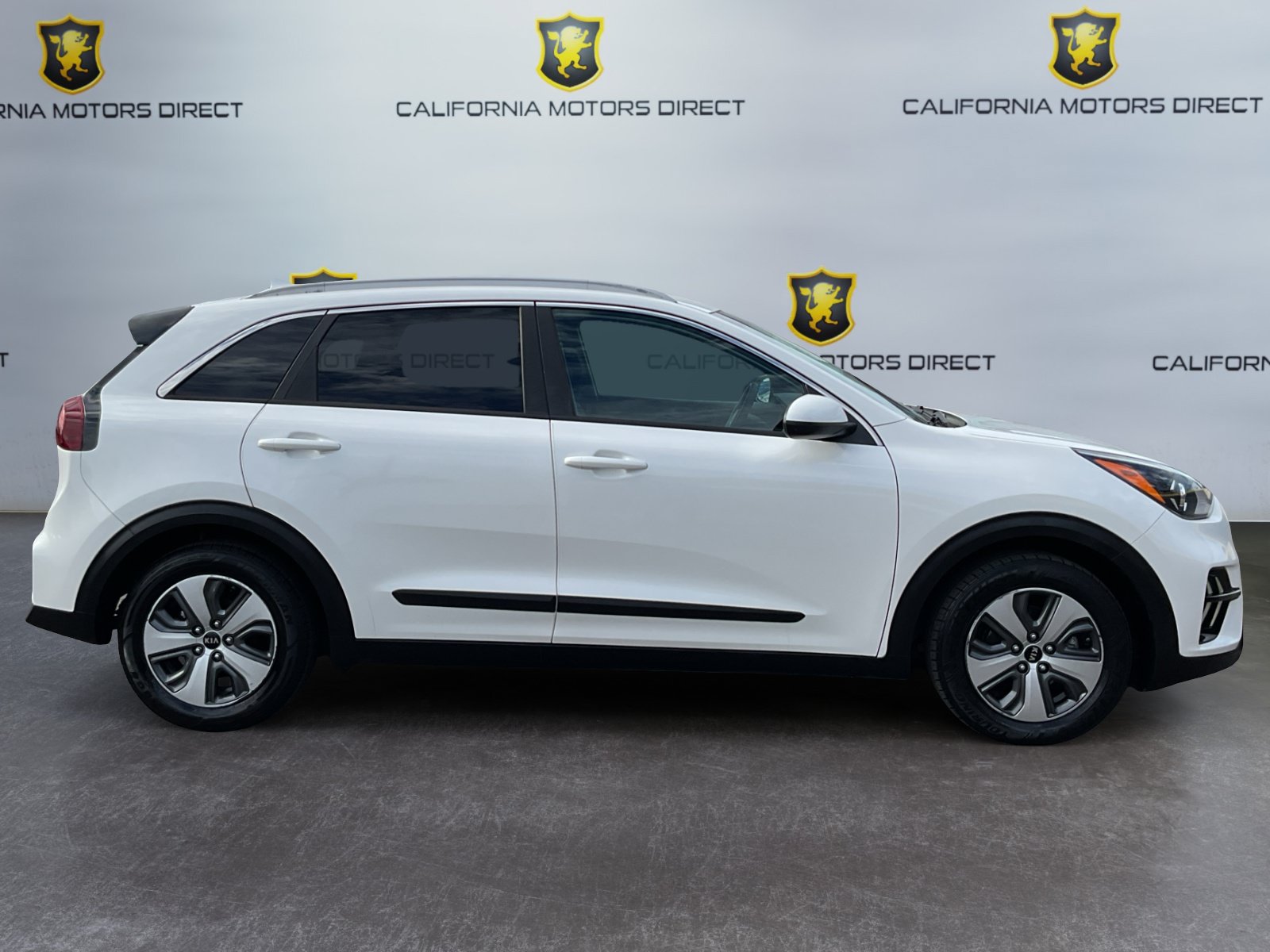Used 2020 Kia Niro LX FWD image 4