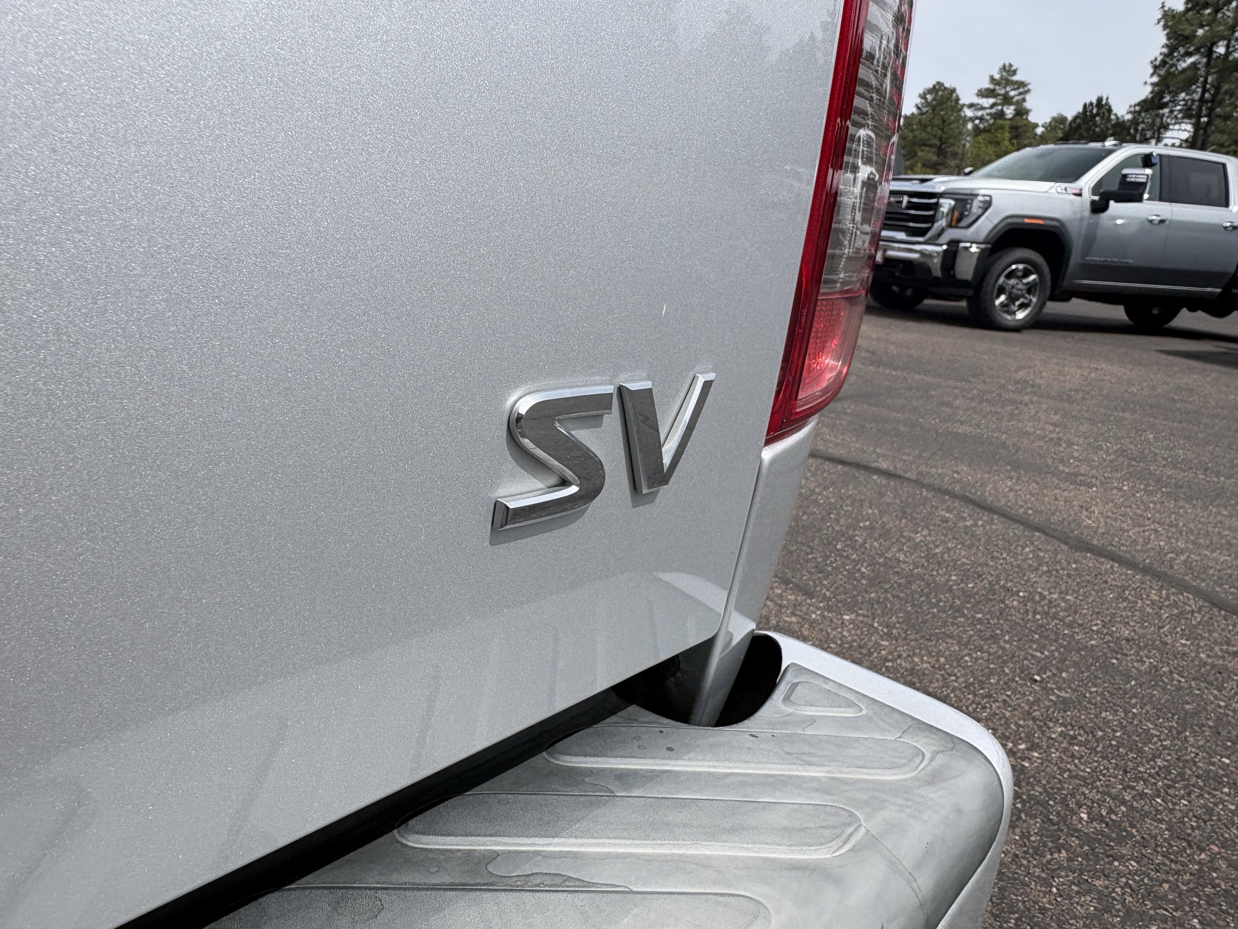 Used 2020 Nissan Frontier SV RWD image 11