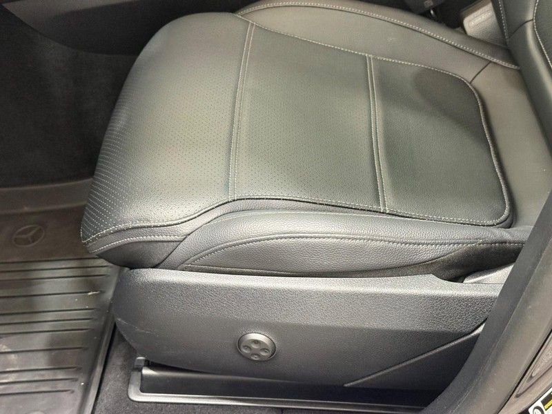 New 2025 Mercedes-Benz GLC 350e 4MATIC image 17