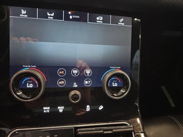 Used 2020 Land Rover Range Rover Velar R-Dynamic S AWD/4WD image 27