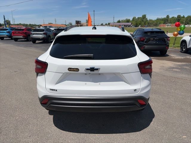 New 2026 Chevrolet Trax LT FWD image 5