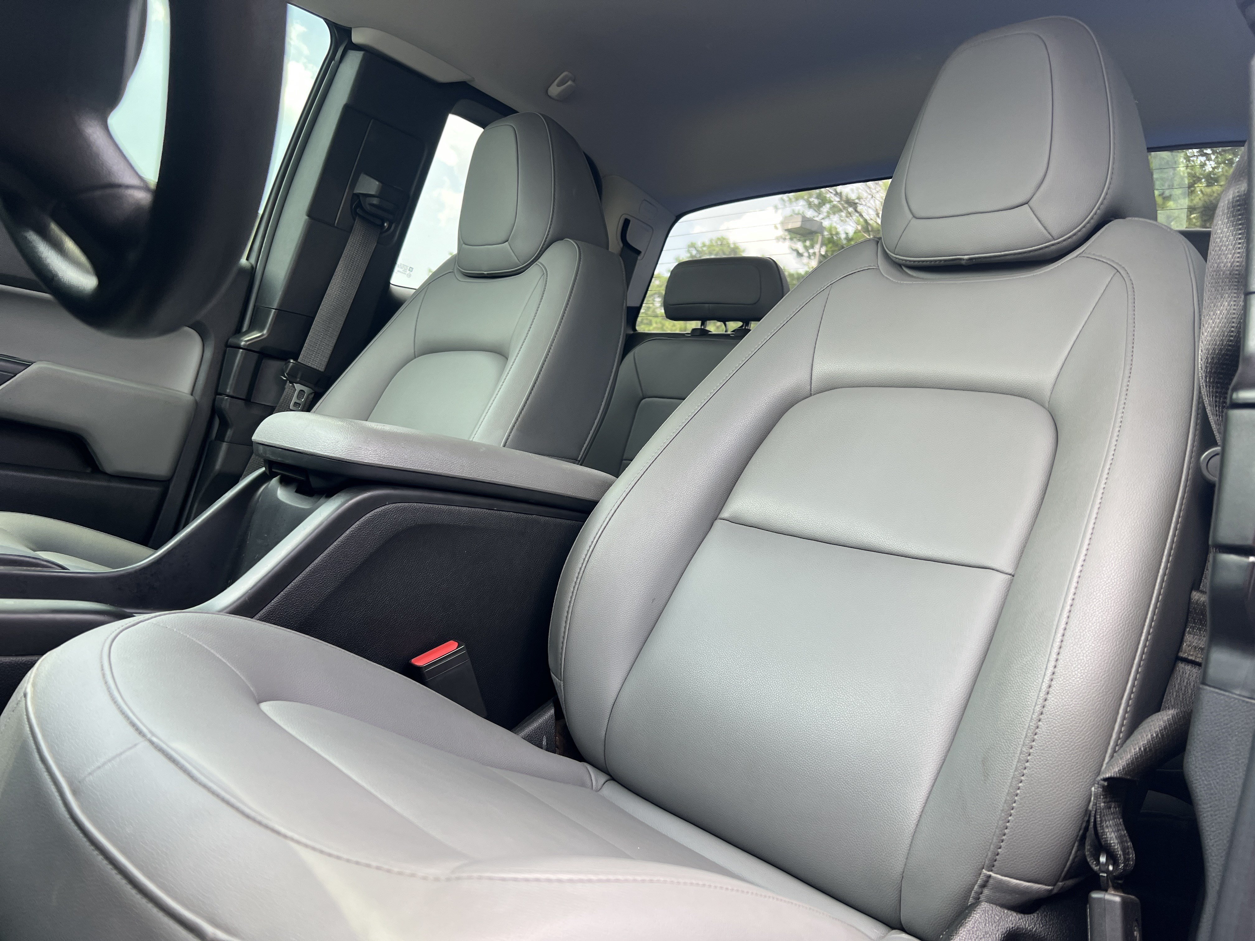 Used 2018 GMC Canyon W/T w/ Convenience Package RWD image 3