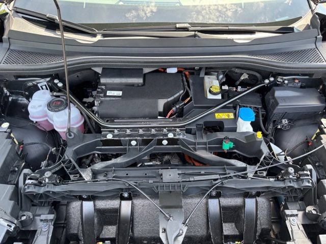 Used 2023 Audi Q4 e-tron Premium Plus AWD/4WD image 28