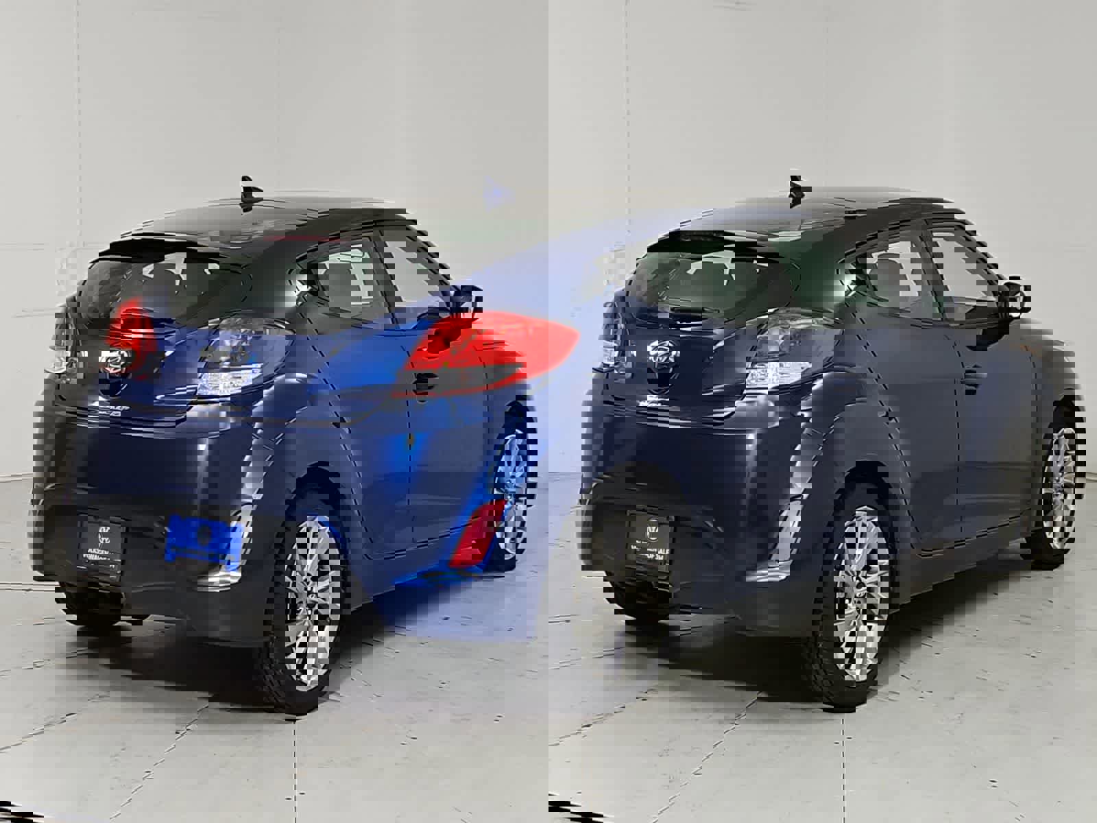 Used 2017 Hyundai Veloster image 6