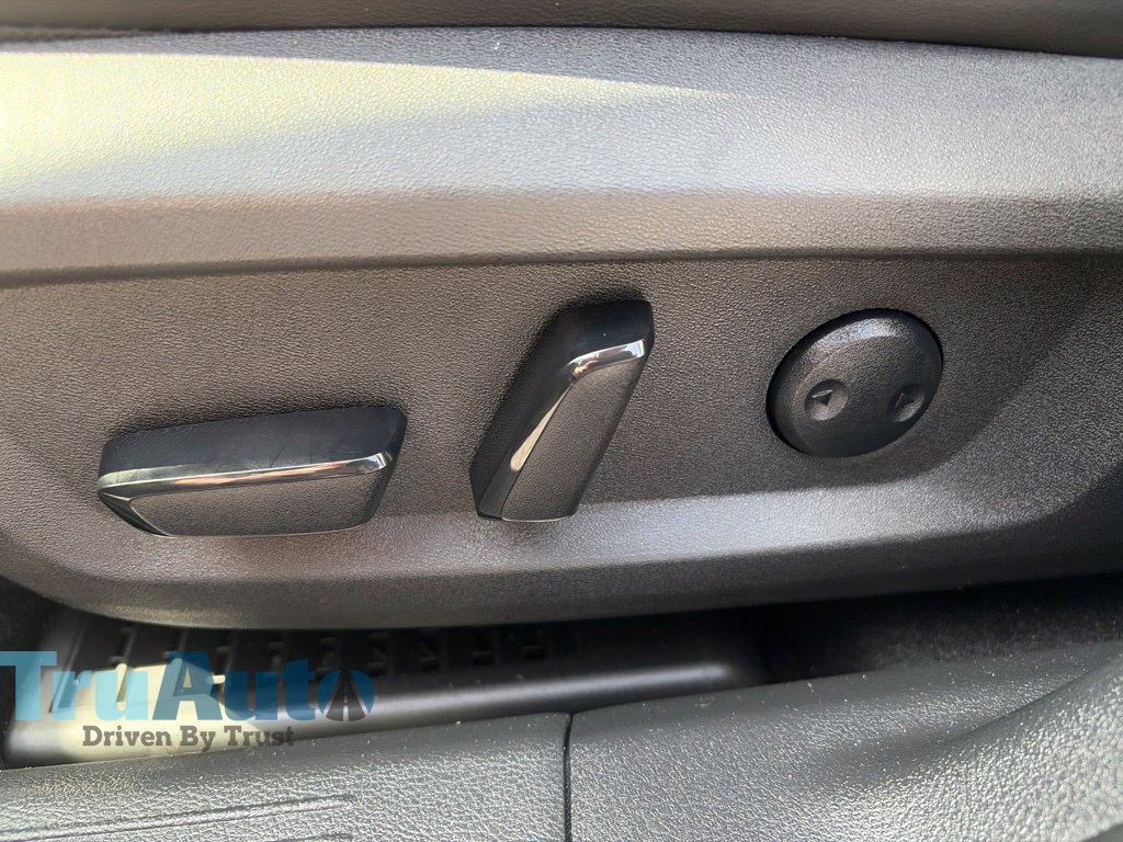 Used 2024 Nissan Rogue Platinum w/ Platinum Premium Package FWD image 21