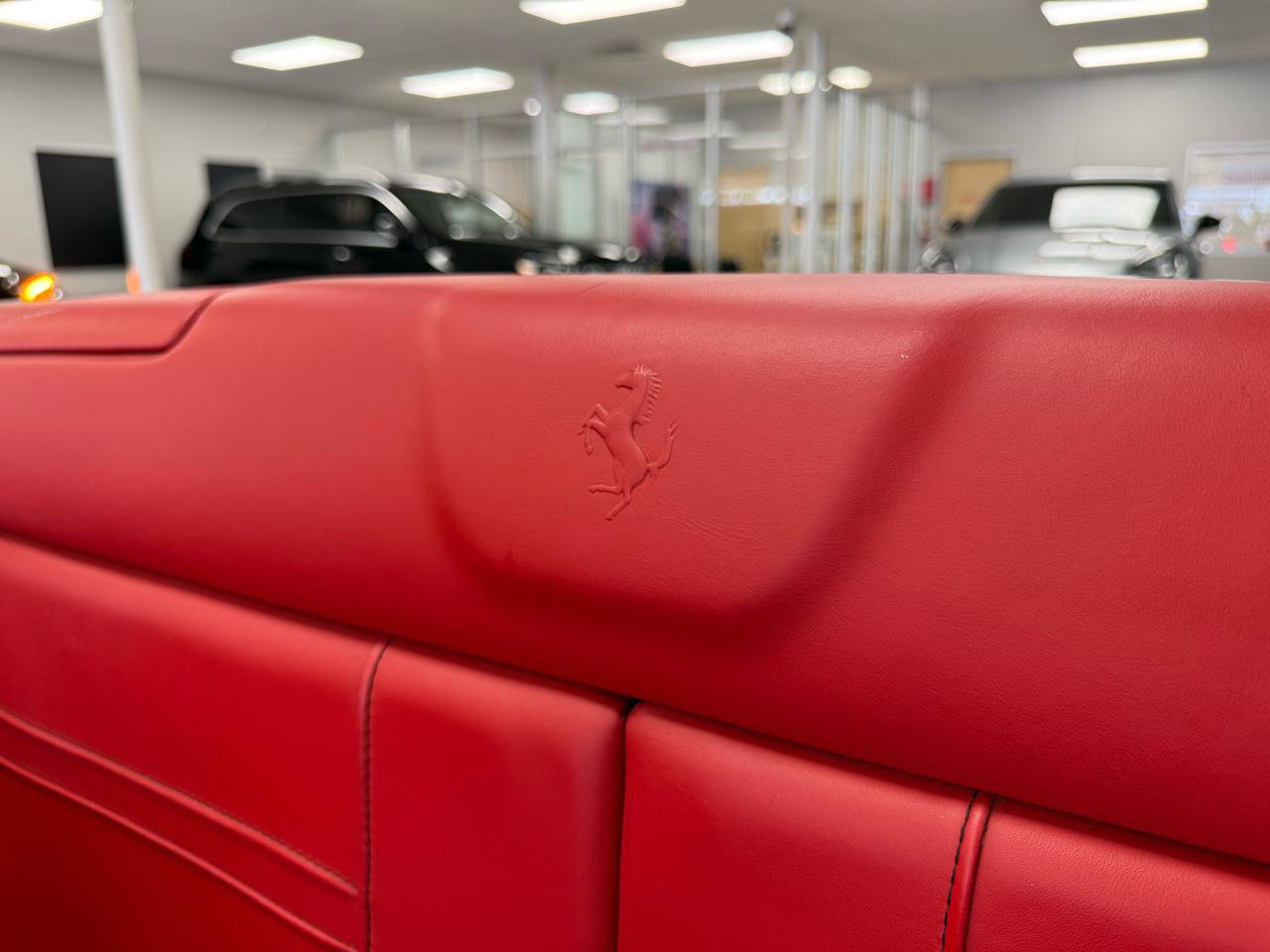 Used 2015 Ferrari California T RWD image 23