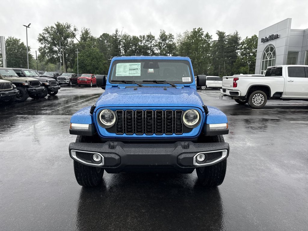 New 2026 Jeep Gladiator Sport AWD/4WD image 16