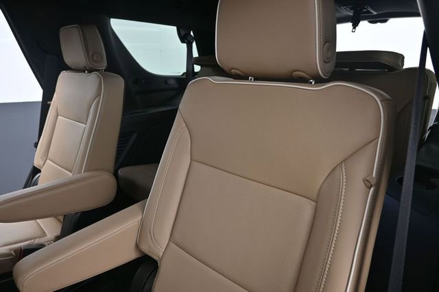 Used 2024 Chevrolet Tahoe Premier w/ Premium Package AWD/4WD image 26