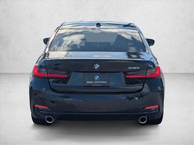 Certified 2025 BMW 330i Sedan w/ Premium Package image 7