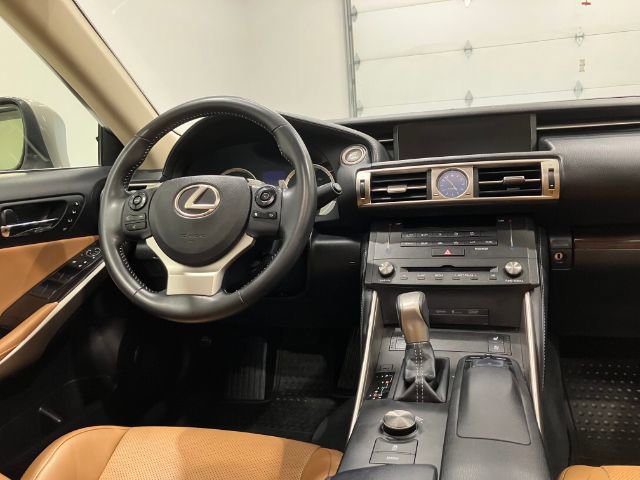 Used 2015 Lexus IS 250 AWD w/ Luxury Package image 38
