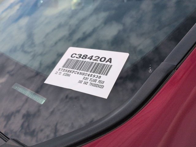 Certified 2022 Toyota Sienna XSE AWD/4WD image 19