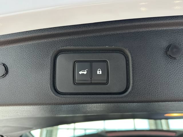New 2026 Nissan Pathfinder Platinum AWD/4WD image 14