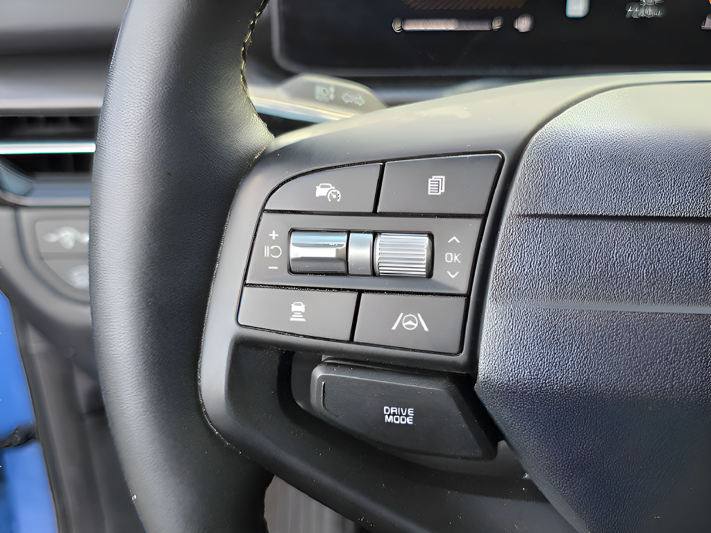 Used 2026 Kia Sportage EX FWD image 22