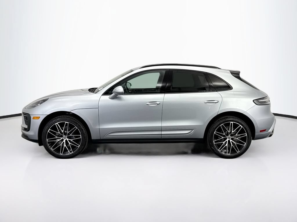 Used 2026 Porsche Macan AWD/4WD video 2