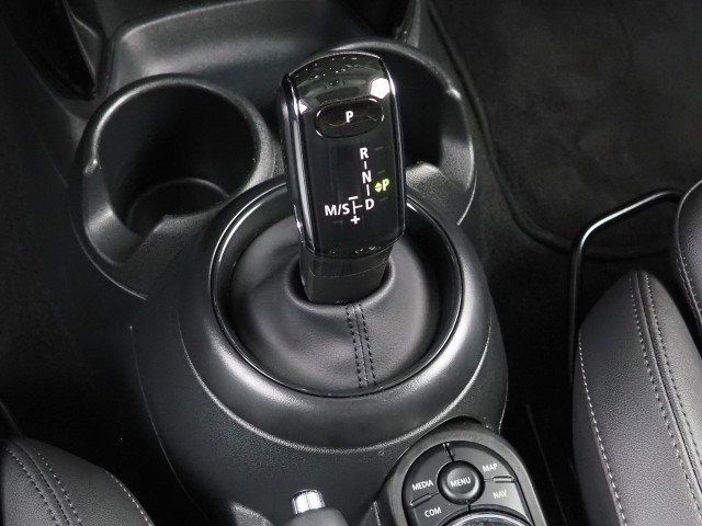 Used 2024 MINI Cooper S image 23